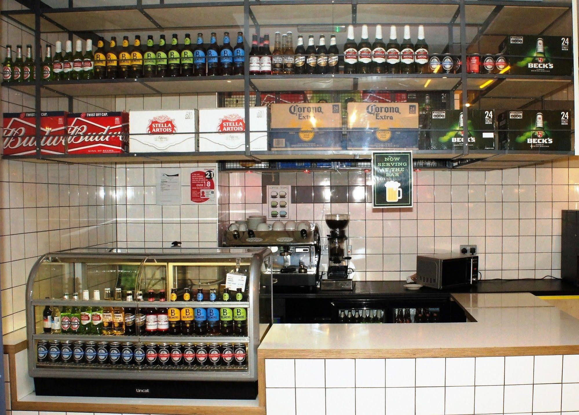 Via Limehouse Hostel London Ngoại thất bức ảnh
